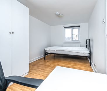 4 Bed End Terrace, Streimer Road, E15 - Photo 5