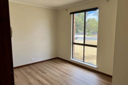 Location, location, location! - Photo 4