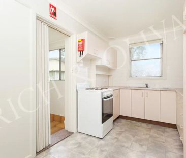 9B/25 Etonville Parade, Ashfield - Photo 1