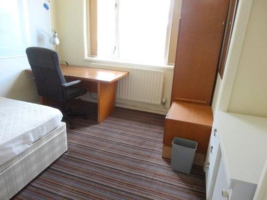 4 bedroom house share to rent - Photo 1
