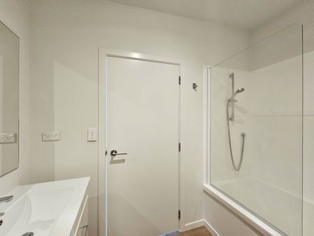 Opaheke, 2 bedrooms - Photo 5