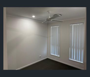 MODERN 4 BEDROOM HOME - Photo 2