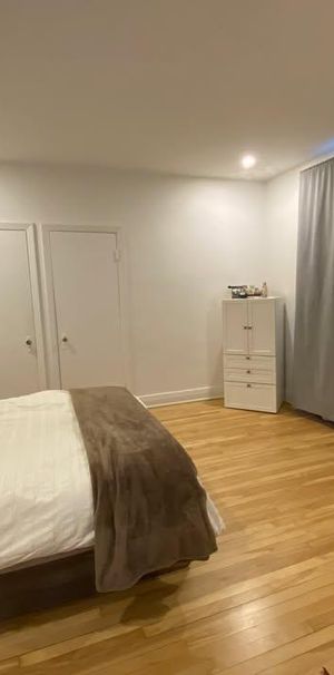 4 ½ à louer – métro Snowdon – idéal étudiants UdeM / HEC / Poly – 2 chambres - Photo 1