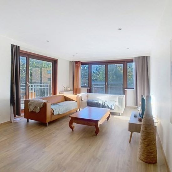 Appartement te huur - Photo 1