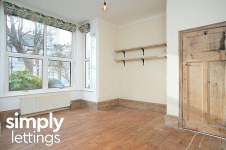 2 bedroom flat to rent - Photo 2