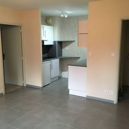 Location appartement t1 bis 2 pièces 38 m² à Rodez (12000) - Photo 1