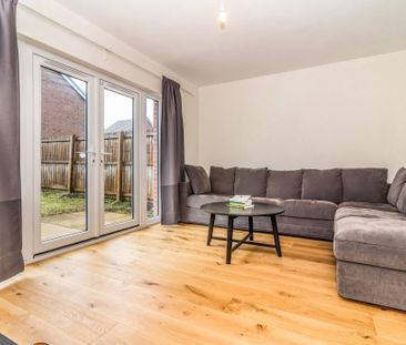 Room in a Shared House, Nigel Road, M9 - Photo 6
