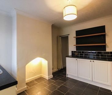 2 bedroom terraced house to rent - Photo 6