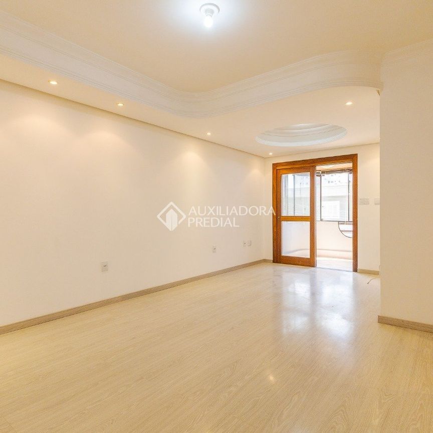 Apartamento com 3 quartos e 96m² para alugar em Marechal Rondon, Canoas. - Foto 1