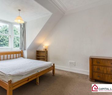 3 bedroom flat to rent - Photo 6