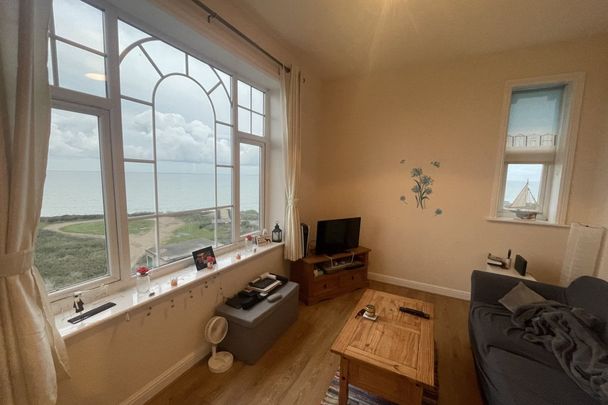 Cromer Road - Photo 1