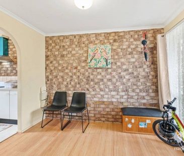 TWO BEDROOMS TOWNHOUSE WITH VINLY FLOOR AND AIR CONDITION - Photo 6