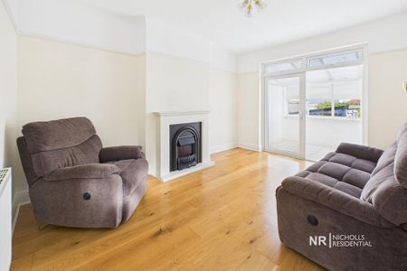 3 bedroom semi-detached house to rent - Photo 4