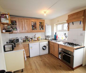 7 bedroom semi-detached house to rent - Photo 3