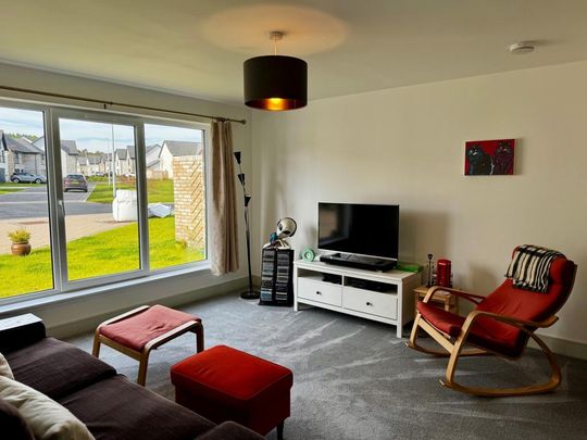 4 bedroom detached house to rent - Photo 1