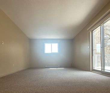 For Lease - 325 Fairview Drive Unit# 3, Brantford, Ontario - Photo 1