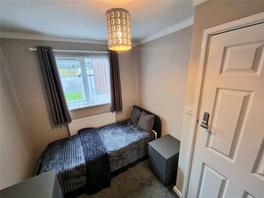 1 Bedroom House Share To Rent - Photo 1