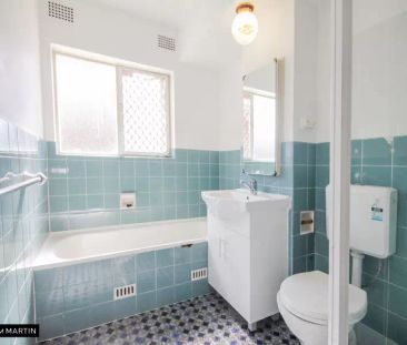 MGM MARTIN – UPDATED TWO BEDROOM APARTMENT - Photo 2