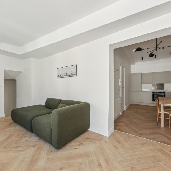 Appartement • Les Halles - Photo 1