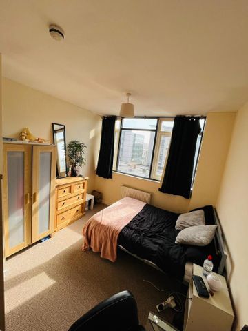 4 bedroom house share to rent - Photo 3