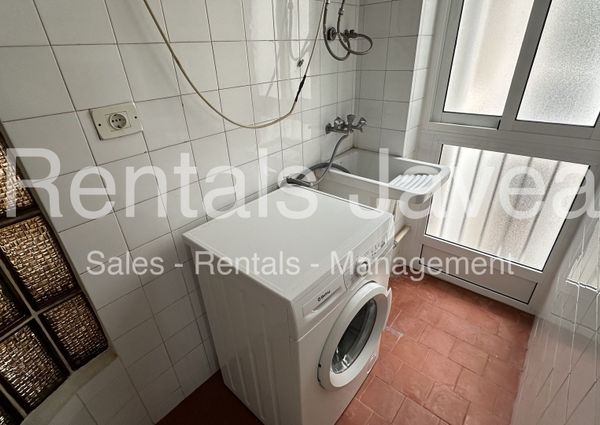 Unfurnished 4 bedroom apartment to rent in Gata de Gorgos