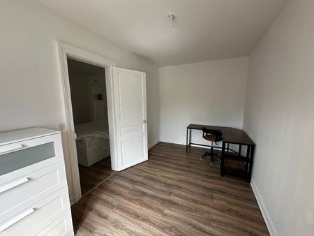 Location Appartement 3 pièces 64m² - Photo 5