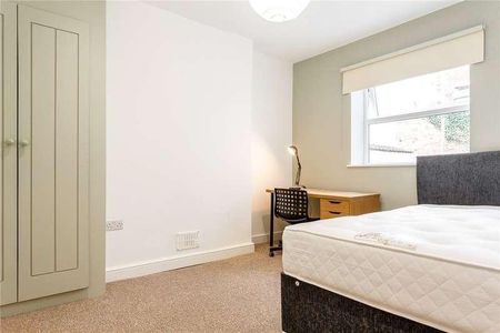 York Terrace, Exeter, Devon, EX4 - Photo 5