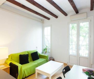 Carrer de Balmes, Barcelona, Catalonia - Photo 4