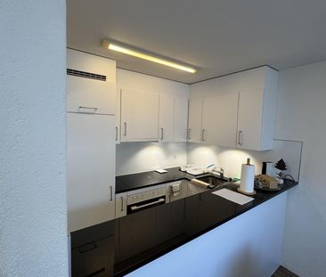 Möblierte 2.5 Zimmer Wohnung - Photo 5