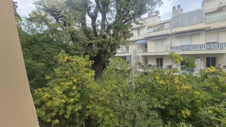 fac de science studio vide calme - Photo 5