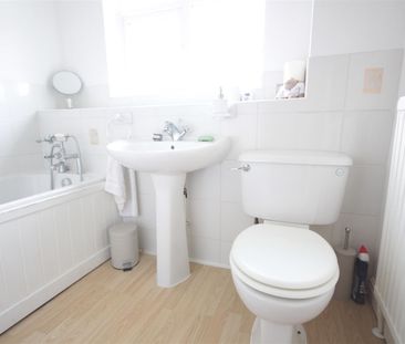 1 bedroom Terraced House to let - Photo 4