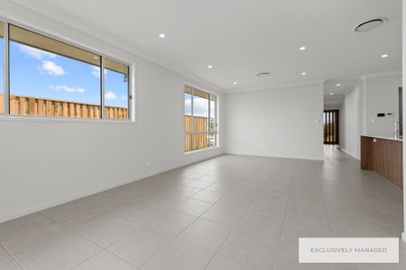 13 Watson Street, Burpengary East QLD 4505 - House For Rent | Domain - Photo 4