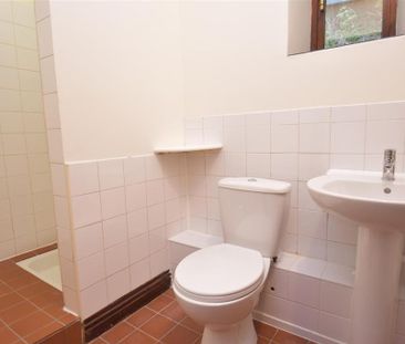 1 bedroom barn conversion to rent - Photo 4