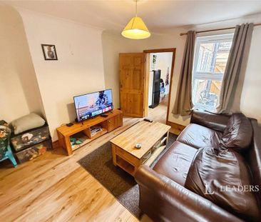 2 bedroom terraced house to rent - Photo 2