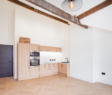 2 bedroom flat to rent - Photo 2