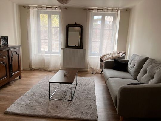 Location Appartement 3 pièces 74m² BRIOUDE 43100 - Photo 1