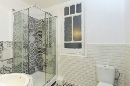 Carrer de Casanova, Barcelona, Catalonia 08036 - Foto 5