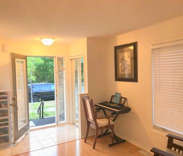 For Lease - 33 Stonewood Street, Ajax, Ontario - Photo 6