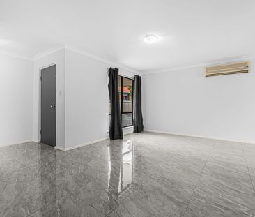 Spacious 3 Bedroom Duplex - 16B Rivergum Place! - Photo 3