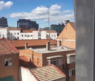 Apartamento luminoso con terraza en Berruguete - Photo 6