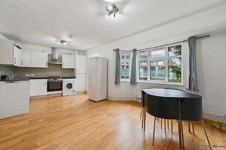 3 bedroom property to rent in London - Photo 2