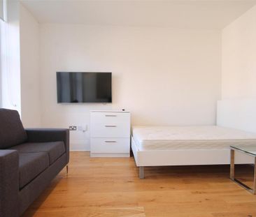 Studio to rent - Photo 4