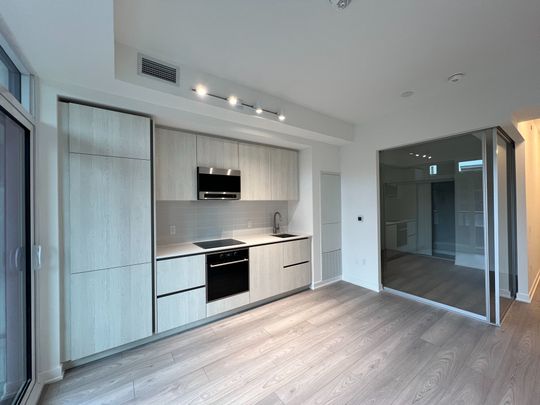 For Lease - 110 Broadway Avenue Unit# 218, Toronto, Ontario - Photo 1