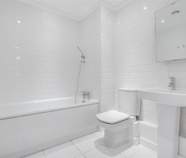 Penthouse To Let - Photo 5