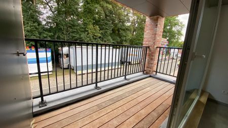 Modern appartement in het centrum van Berlare met terras en ondergrondse autostaanplaats - Photo 2