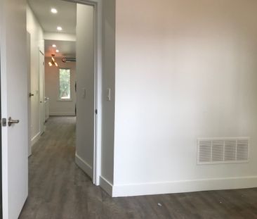 For Lease - 344 Bartlett Avenue Unit# Room 1, Toronto, Ontario - Photo 1