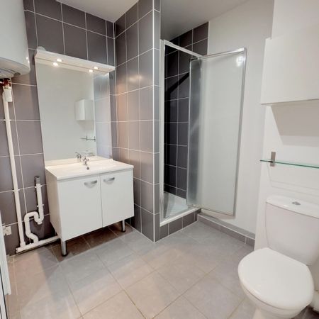 T2 dans le centre de Villars Les Dombes - Photo 3