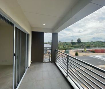 2 Bedroom Apartment in Highly Sought after Location - Photo 3