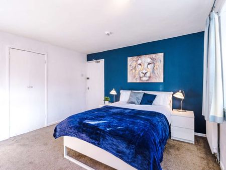 Needham Road Room 2 - Double Room - Photo 3