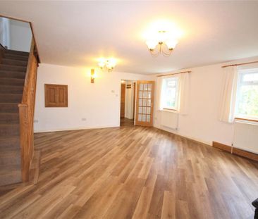 3 bedroom terraced house to rent - Photo 2
